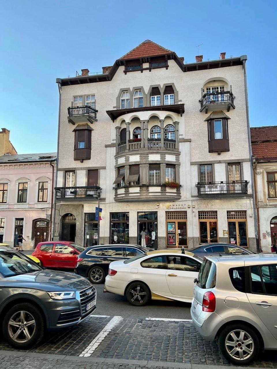 Classic Love Story In Old Cluj I Exterior photo
